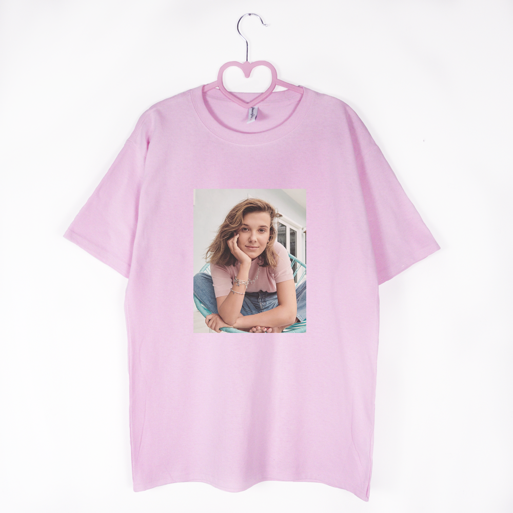 różowa koszulka Millie Bobby Brown Cute