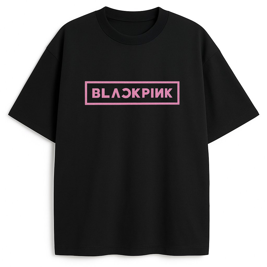 Elegancki T-shirt Blackpink Logo czarny z różowym logo – must-have koszulka fanowska Blackpink dla miłośników K-popu i BLINKs
