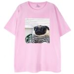 koszulka mops mood w kolorze różowym