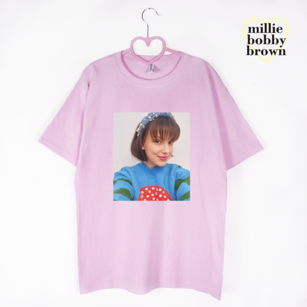 różowa koszulka Millie Bobby Brown Blue