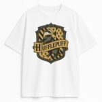 Biała koszulka Harry Potter Hufflepuff z nadrukiem retro