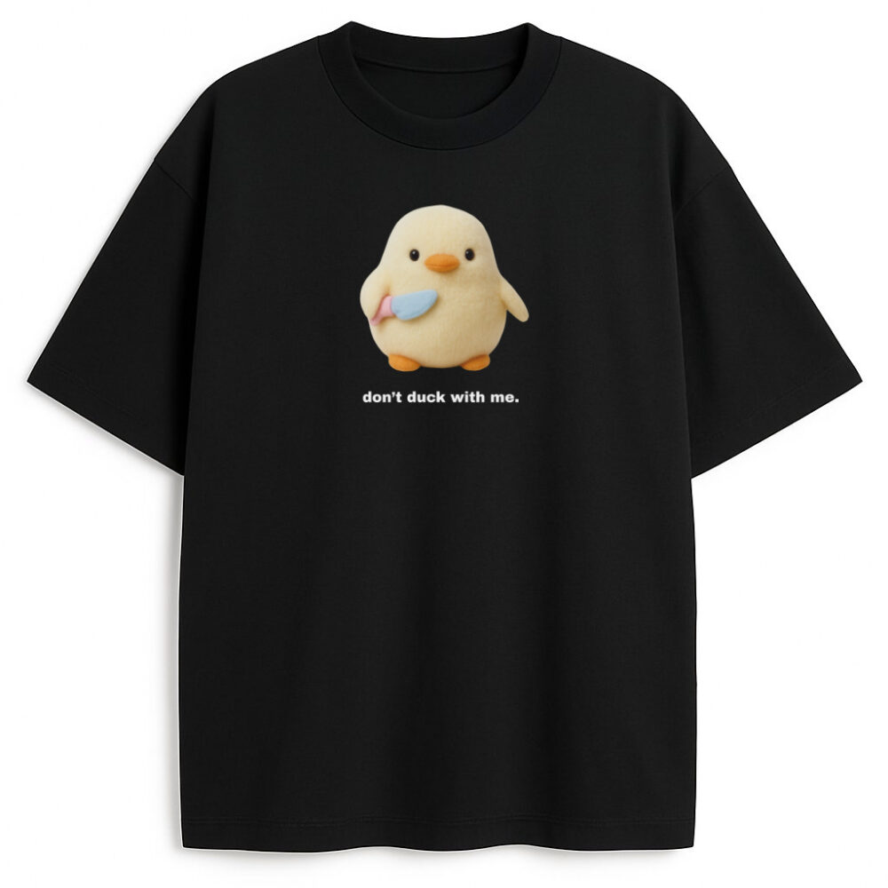 T-shirt Duck Meme z kaczką z nożem i napisem, czarna wersja