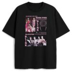 Czarny T-shirt Blackpink Pink Venom z kontrastową różową grafiką, zdjęciami Jisoo, Jennie, Rosé i Lisa w luksusowych pozach Born Pink, globe i tekstami "BORN PINK BLINK BLACKPINK IN YOUR AREA" – edgy merch dla pasjonatów K-pop.