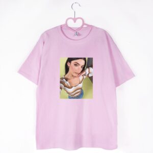 różowa koszulka selfie charli damelio
