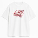 Biała koszulka z czerwonym logo Lana Del Rey – klasyczny styl