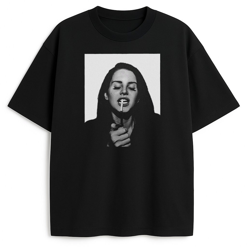 Czarna koszulka Lana Del Rey Aesthetic z czarno-białą grafiką