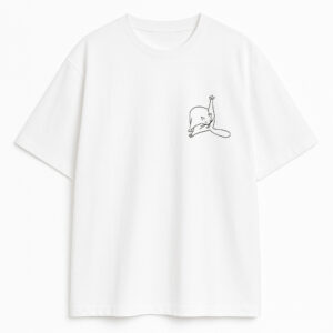 biały t-shirt kot minimalistyczny nadruk yoga