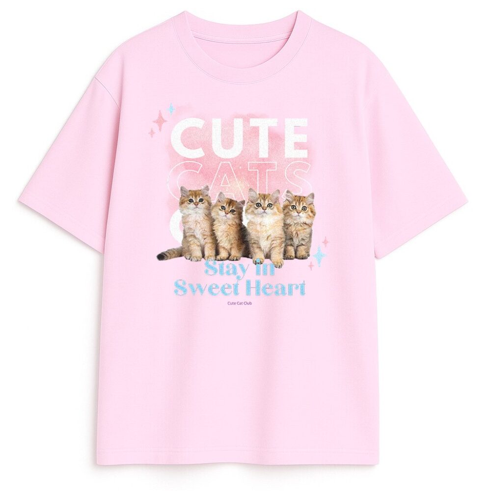 Różowa koszulka Cute Cats Club z realistycznymi kotkami i pastelami