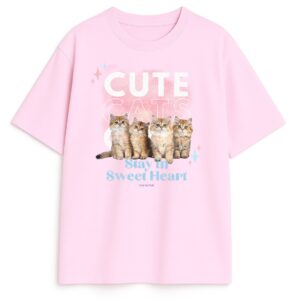 Różowa koszulka Cute Cats Club z realistycznymi kotkami i pastelami