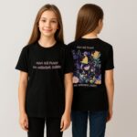 Czarna koszulka dwustronna: front z napisem „Mam już plany na weekend, sorry.”, tył z jeźdźczynią wśród kwiatów