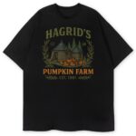 T-shirt Hagrids Farm Pumpkin z chatą i dyniami, wersja czarna