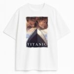 Biała koszulka z plakatem filmowym Titanic i bohaterami Jack i Rose