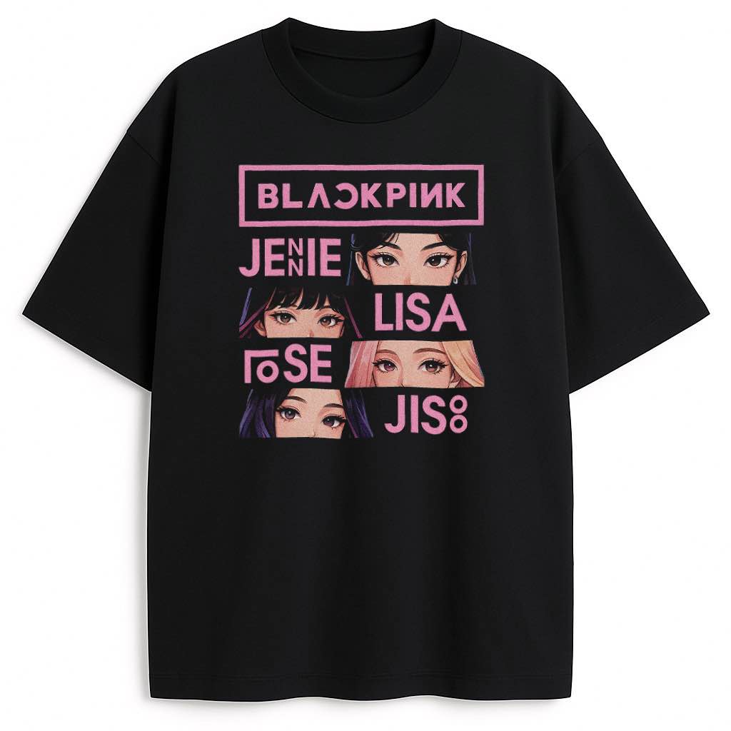 T-shirt Blackpink Anime Eyes czarny – anime oczy Jennie, Lisa, Rosé i Jisoo z imionami w pionowym układzie pod logo Blackpink