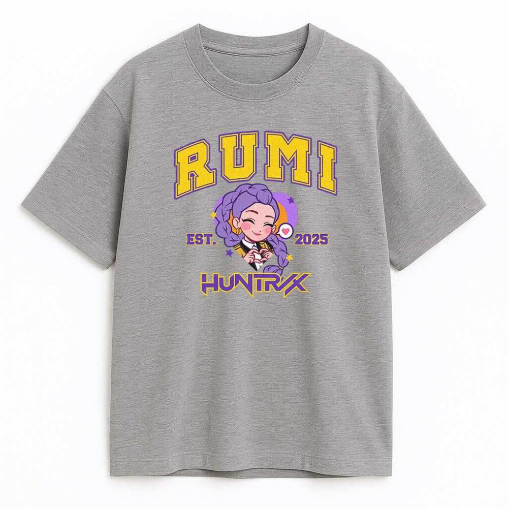 T-shirt Huntrix Rumi Demon Hunters szary z Rumi, HUNTR/X merch w stylu anime.