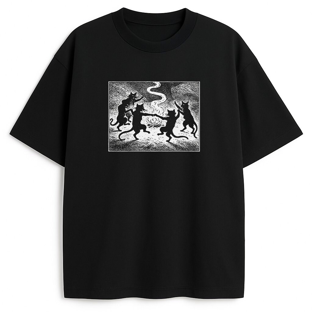 Czarna koszulka T-shirt Miau Sabbath z tańczącymi kotami przy ognisku, retro monochrom