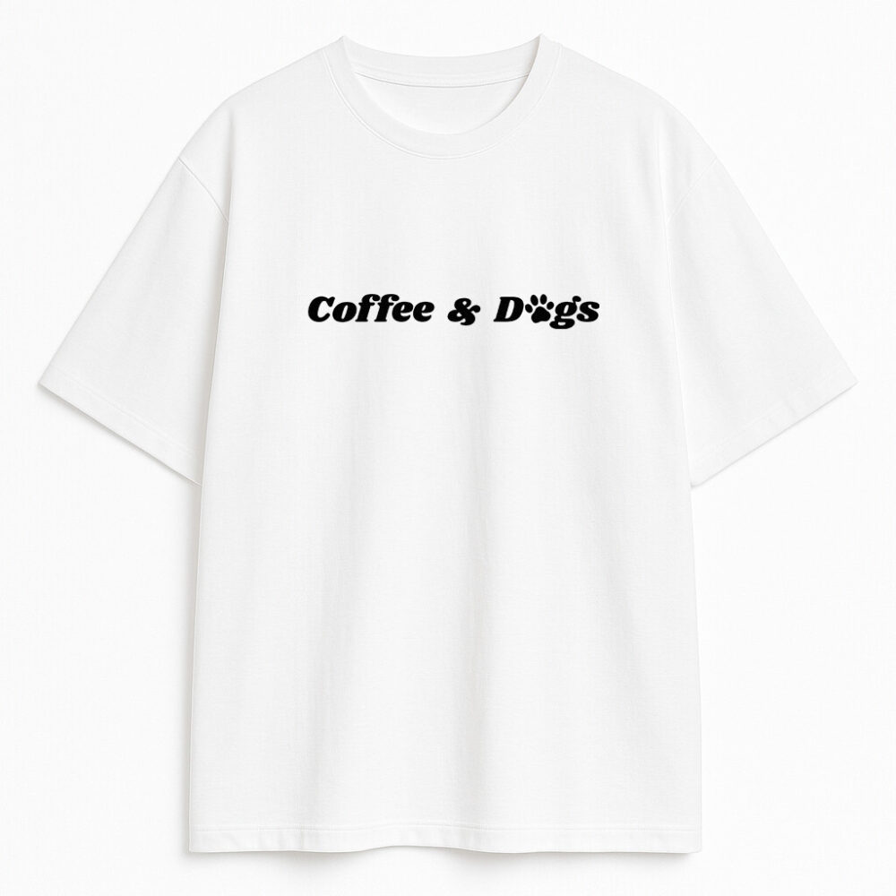 biała koszulka z napisem coffee and dogs dla miłośnika psów
